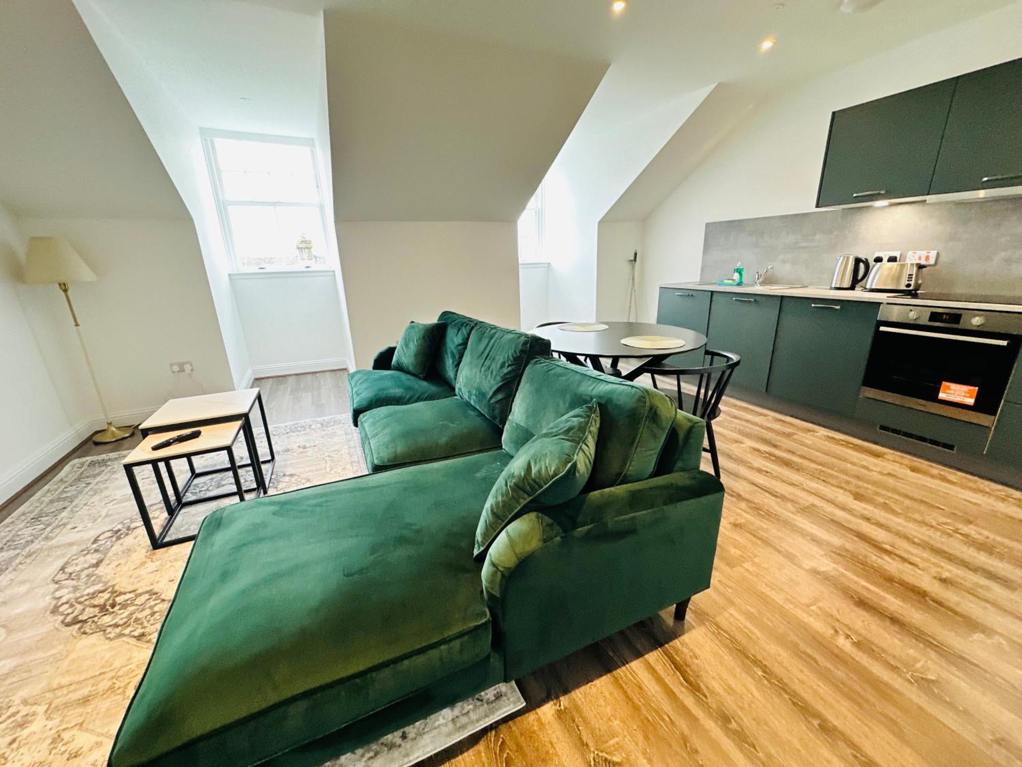 Barnet House Serviced Apartments Dunfermline Eksteriør billede