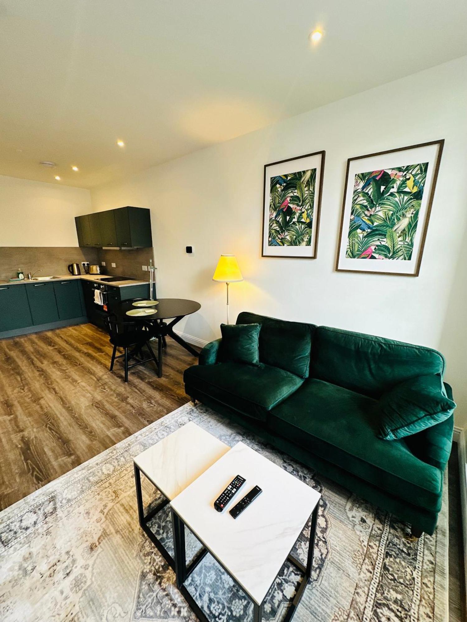 Barnet House Serviced Apartments Dunfermline Eksteriør billede
